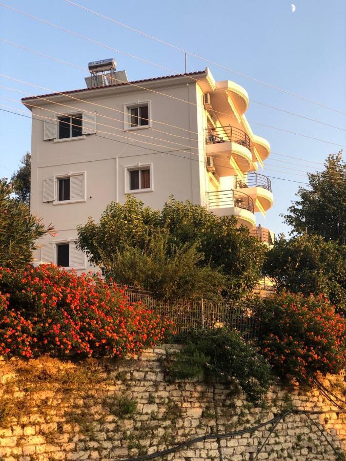 Apartments Vila Emiliano Borsh Εξωτερικό φωτογραφία