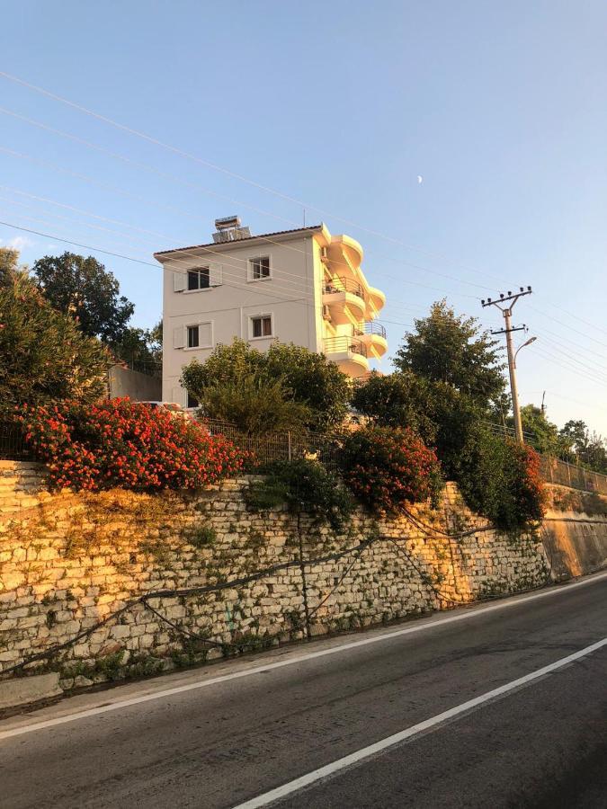 Apartments Vila Emiliano Borsh Εξωτερικό φωτογραφία