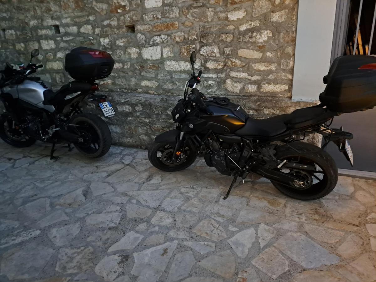 Apartments Vila Emiliano Borsh Εξωτερικό φωτογραφία