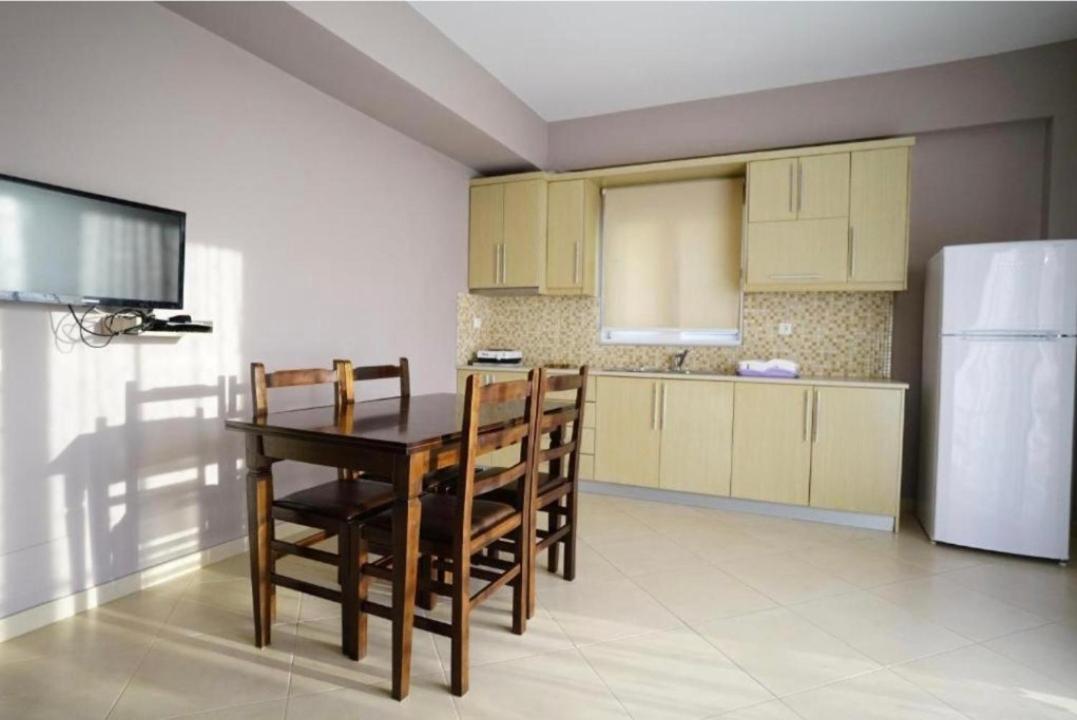 Apartments Vila Emiliano Borsh Εξωτερικό φωτογραφία