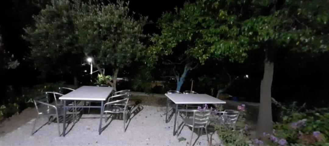 Apartments Vila Emiliano Borsh Εξωτερικό φωτογραφία