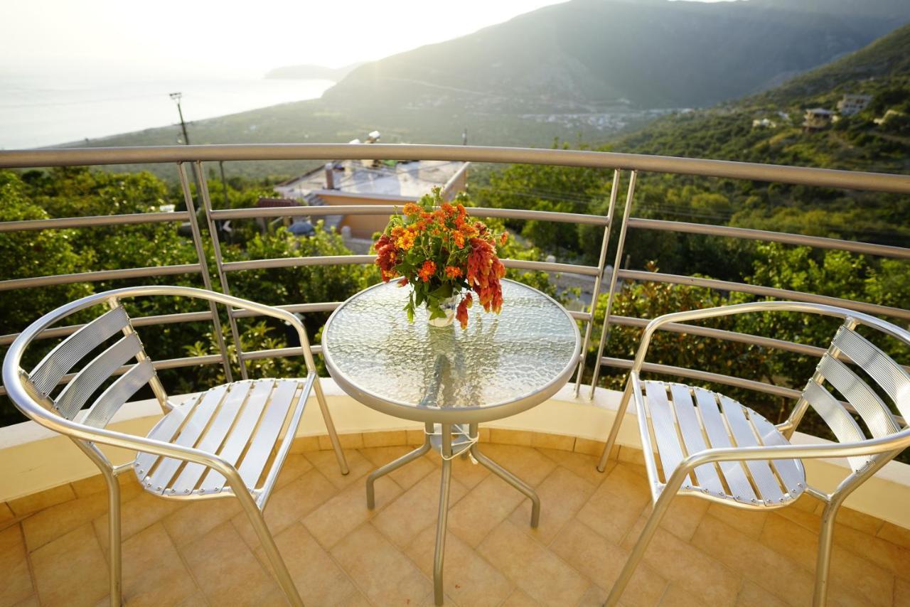 Apartments Vila Emiliano Borsh Εξωτερικό φωτογραφία