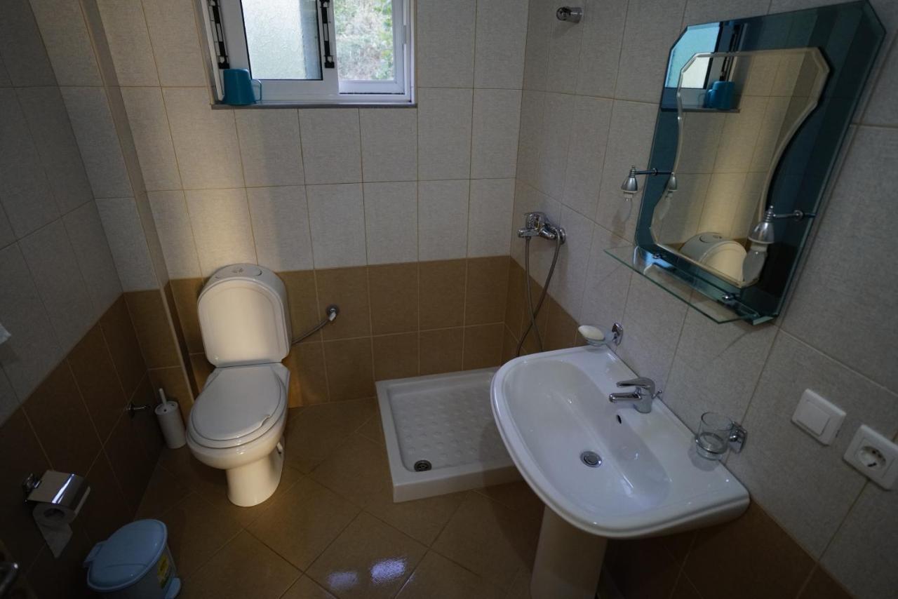 Apartments Vila Emiliano Borsh Εξωτερικό φωτογραφία